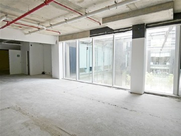 Local Comercial en arriendo mensual en Balmoral, Las Condes - 2 baños