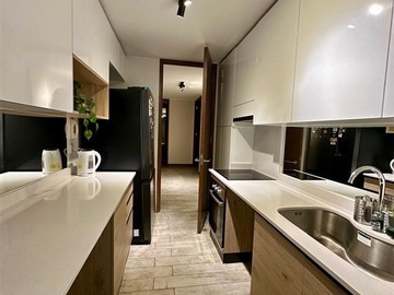 Venta / Departamento / Lo Barnechea