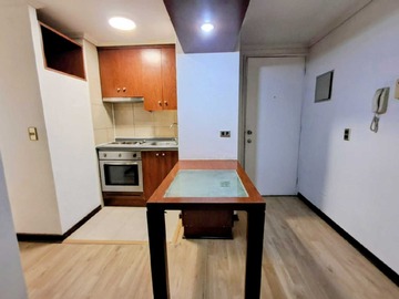 Departamento en arriendo mensual en Excelente Inversión en entorno comercial (167991), Santiago - 2 dormitorios, 2 baños