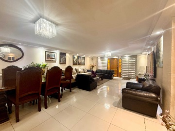 Arriendo Mensual / Casa / La Granja