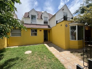 Casa en venta en Casas parque quilin / peñalolen, Peñalolén - 4 dormitorios, 3 baños