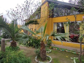 Casa en venta en Monseñor Edwards, Simón Bolivar, La Reina - 9 dormitorios, 5 baños