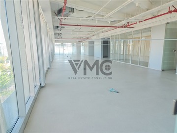 Oficina en arriendo mensual en Av. Apoquindo 4591, Las Condes - 27 dormitorios, 3 baños