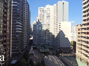 Departamento en venta en Amplio, muy silencioso y luminoso, Serrano 266 (175921), Santiago - 2 dormitorios, 1 baño