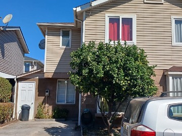 Casa en venta en Juan de Dios Malebrán 3744, Puente Alto - 3 dormitorios, 3 baños