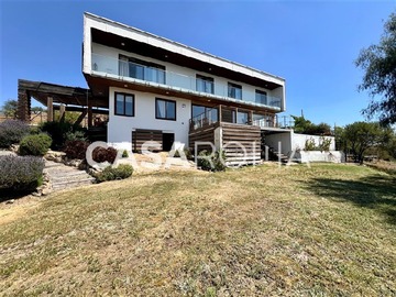 Venta / Casa / Colina
