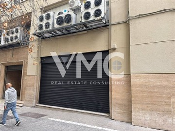 Local Comercial en arriendo mensual en Estado / Moneda, Santiago - 3 baños