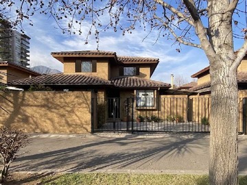 Arriendo Mensual / Casa / Huechuraba