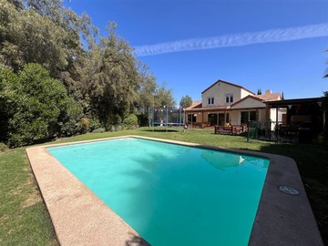 Casa en venta en Avenida San José, Chicureo, Colina - 4 dormitorios, 4 baños