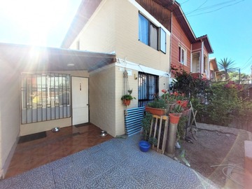 Casa en venta en Rosa de los vientos, Maipú - 2 dormitorios, 1 baño