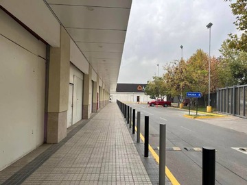 Local Comercial en arriendo mensual en 10 locales comerciales open tobalaba (con grecia), Peñalolén