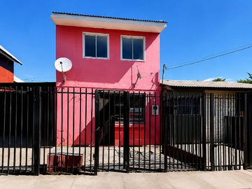 Casa en venta en Pasaje 20 1/2 Norte A, Talca - 2 dormitorios, 1 baño