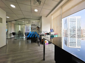Oficina en arriendo mensual en Oficina Moderna con Excelente Conectividad (171320), Las Condes - 3 dormitorios, 2 baños