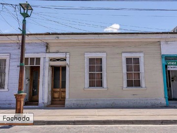 Casa en arriendo mensual en Casa de 200 m2 en Baquedano (79853), Iquique - 5 dormitorios, 4 baños
