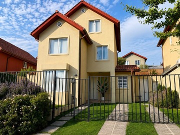 Casa en venta en Real Oportunidad Casa 4h 3B en Santa María del Peñón - 4 dormitorios, 3 baños