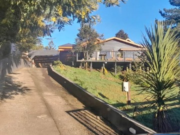 Casa en venta en Ruta W-485, Castro, Los Lagos 5700000, Chile, Castro - 4 dormitorios, 4 baños