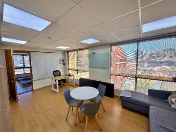 Oficina en venta en Amplia Oficina Modular Ideal para Inversión (169734), Viña del Mar - 3 dormitorios, 3 baños