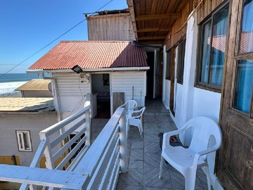 Casa en venta en av besoain 152, iloca, Licantén - 4 dormitorios, 2 baños