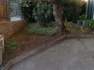 Casa en venta en Metro Orientales, Ñuñoa - 4 dormitorios, 2 baños