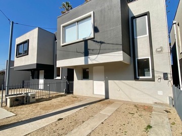 Casa en venta en Condominio valle de quillota, Quillota - 3 dormitorios, 3 baños