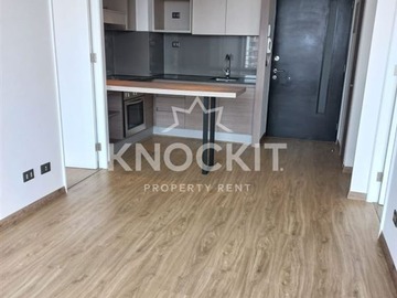 Departamento en arriendo mensual en Av. Fernández Albano 637, La Cisterna - 2 dormitorios, 2 baños