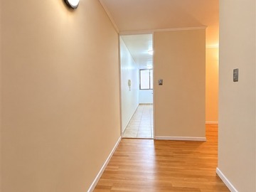 Departamento en venta en Con gorbea, Santiago - 3 dormitorios, 2 baños
