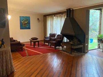 Casa en venta en Ramón de La Cerda 453, Limache - 5 dormitorios, 3 baños