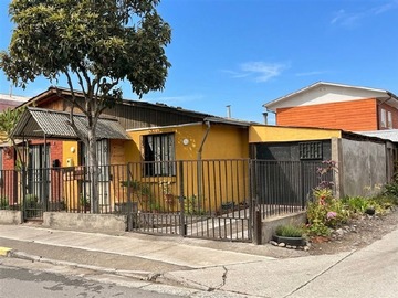 Casa en venta en Villa manquehua, Talca - 3 dormitorios, 1 baño