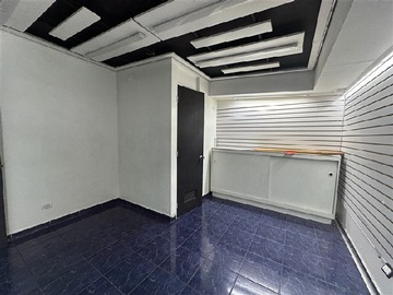 Local Comercial en arriendo mensual en Providencia/Lyon, Providencia - 1 baño