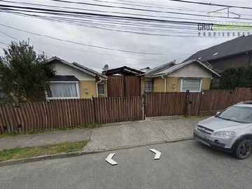 Casa en venta en Av. Austral, Puerto Montt - 3 dormitorios, 1 baño