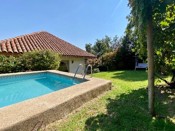 Casa en venta en Luz Natural - Piscina Jardín Quincho (160338), La Reina - 6 dormitorios, 5 baños