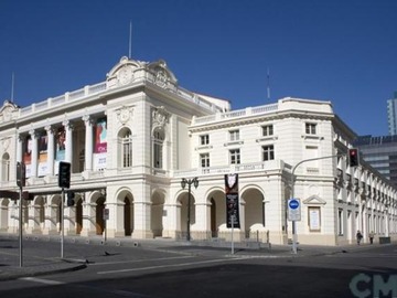 Oficina en venta en Contacto movil - alonso - teatro municipal- totalmente remodelada elegante edificio, Santiago - 1 baño