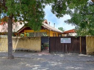 Casa en venta en Talca, Talca - 4 dormitorios, 2 baños