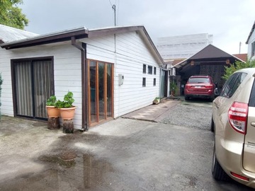 Casa en arriendo mensual en Casa para uso comercial 3d 2b e4 1b sector ex matadero chig, Chiguayante - 3 dormitorios, 2 baños