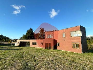 Casa en arriendo mensual en condominio santa Emilia, Valdivia - 3 dormitorios, 3 baños