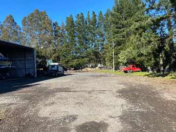 Terreno Industrial en venta en Sitio Industrial. Galpones y Casa (73460), Los Ángeles - 4 baños