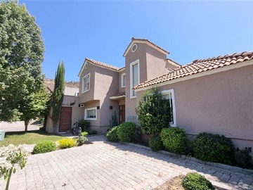 Casa en venta en Tierras Lindas, Colina - 4 dormitorios, 3 baños
