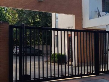 Casa en venta en Casa 2 Pisos en Condominio, Talca (3D/3B/1e) - 3 dormitorios, 3 baños