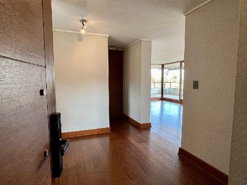 Departamento en venta en Vilanova, Las Condes - 3 dormitorios, 3 baños