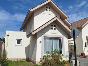 Casa en arriendo mensual en Barrio alto sacramento, Buin - 3 dormitorios, 3 baños