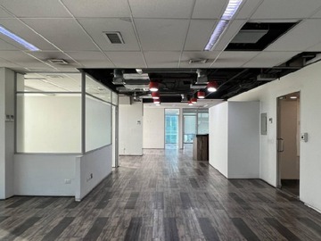 Oficina en arriendo mensual en Arrenda Oficina Av. las Condes San Damian 208 M2 UF 83