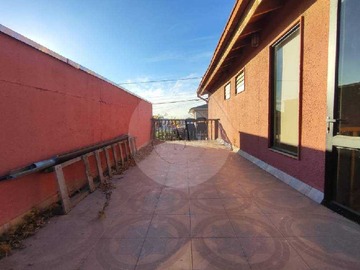 Casa en venta en Espectacular casa. de 4D+3B+2E+1B, La Florida (174902), La Florida - 4 dormitorios, 3 baños