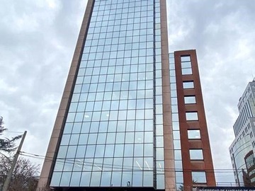 Oficina en arriendo mensual en Avenida Apoquindo - Avenida Américo Vespucio, Las Condes - 15 dormitorios, 4 baños