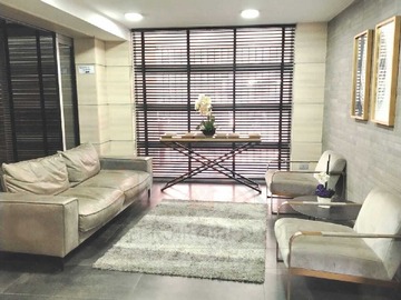 Departamento en venta en Moderno y cercano a metro! (172932), Santiago - 2 dormitorios, 2 baños
