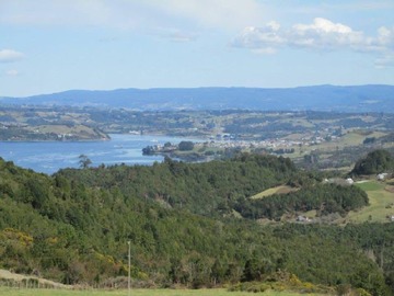 Terreno en venta en Parcela 1,37 ha con casa-vista al canal dalcahue, Dalcahue