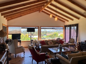 Casa en venta en Catapilco, Zapallar - 3 dormitorios, 2 baños