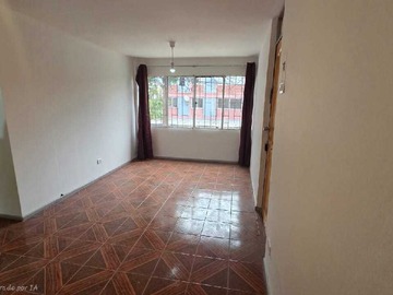 Departamento en venta en Cómodo Depto con Piso de Cerámica 2° Piso (172915), Estación Central - 2 dormitorios, 1 baño