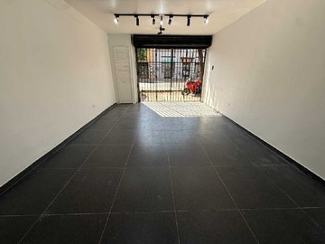 Local Comercial en arriendo mensual en Arriendo local comercial 28mt² (175026), Santiago - 1 baño