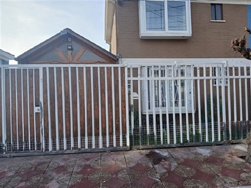Casa en venta en Monte Aconcagua, San Bernardo - 3 dormitorios, 2 baños