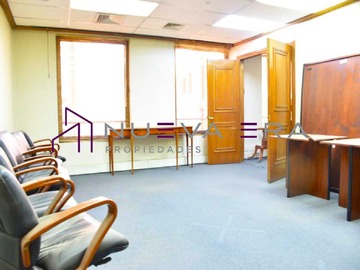 Oficina en venta en Venta de Oficina en el Barrio la Bolsa (169527), Santiago - 6 baños